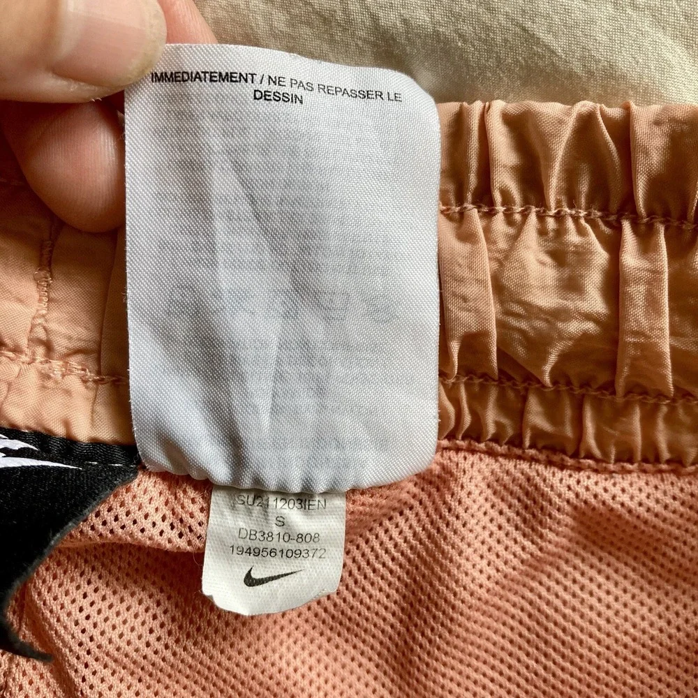 Nike Mens S Sportswear Alumni Woven Flow Nylon Water Shorts Trunks Peach Apricot